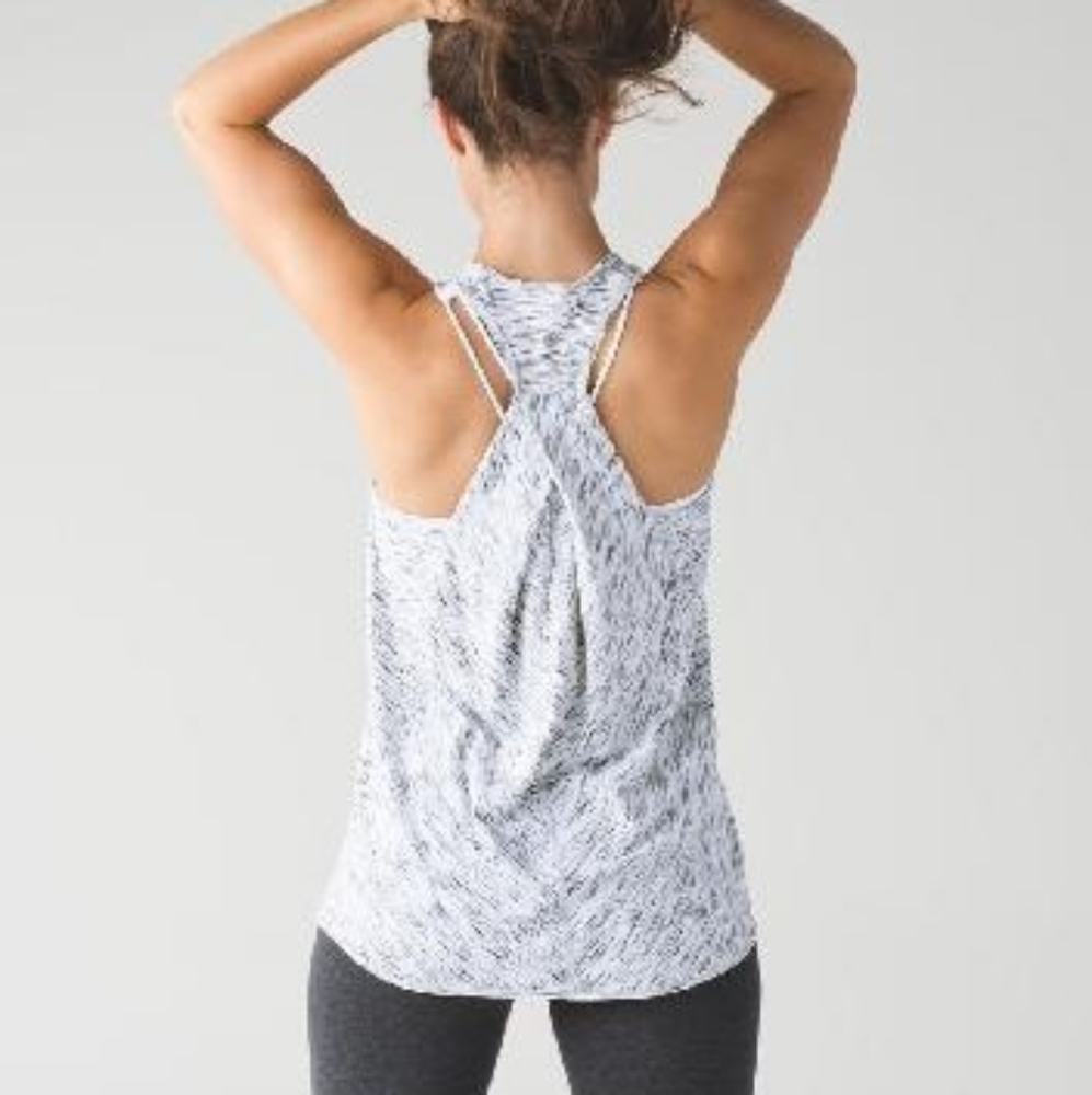 Lululemon Essential Tank - Picture 1 of 8
